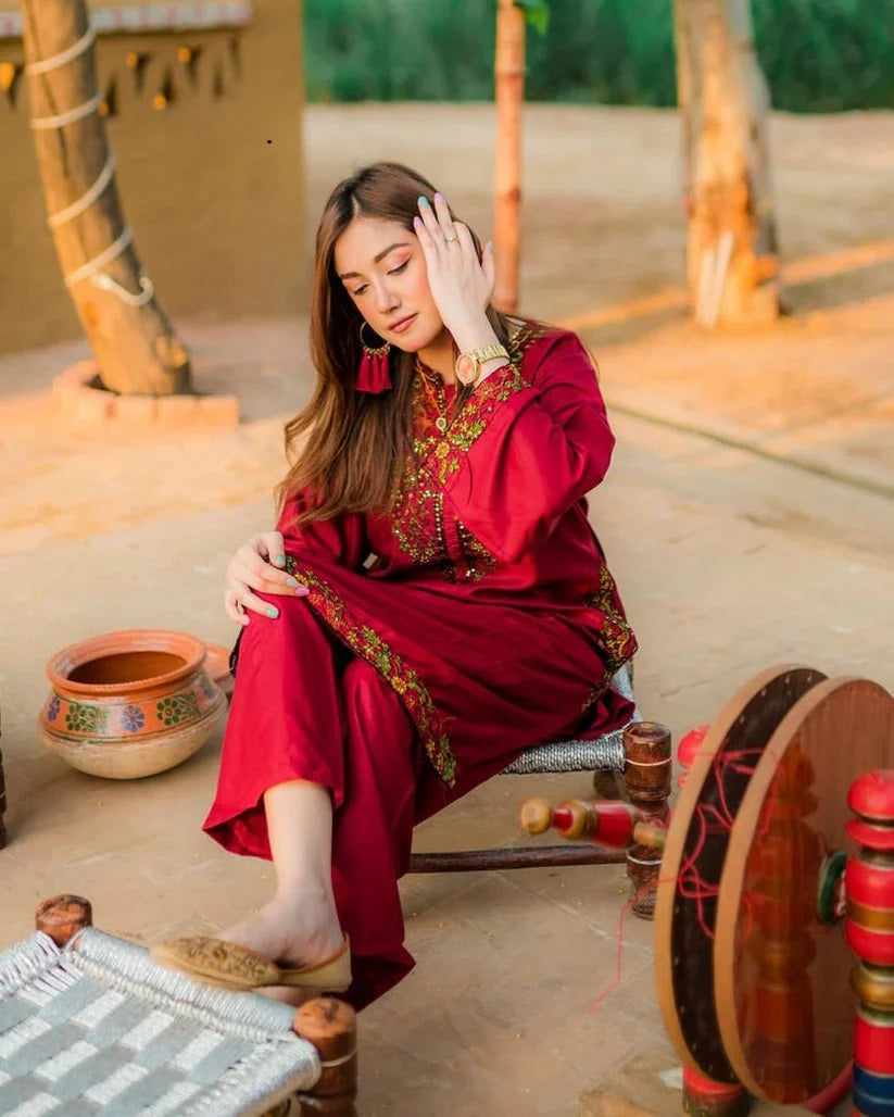 Fancy linen Embroidery Secquance Pocket For Girls