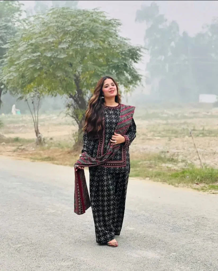 Digital Printed 3pcs (Farshi Shalwar) اجراک سخن